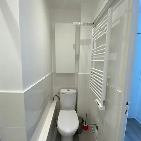 New Flat In Walking Distance To Eiffel Tower *